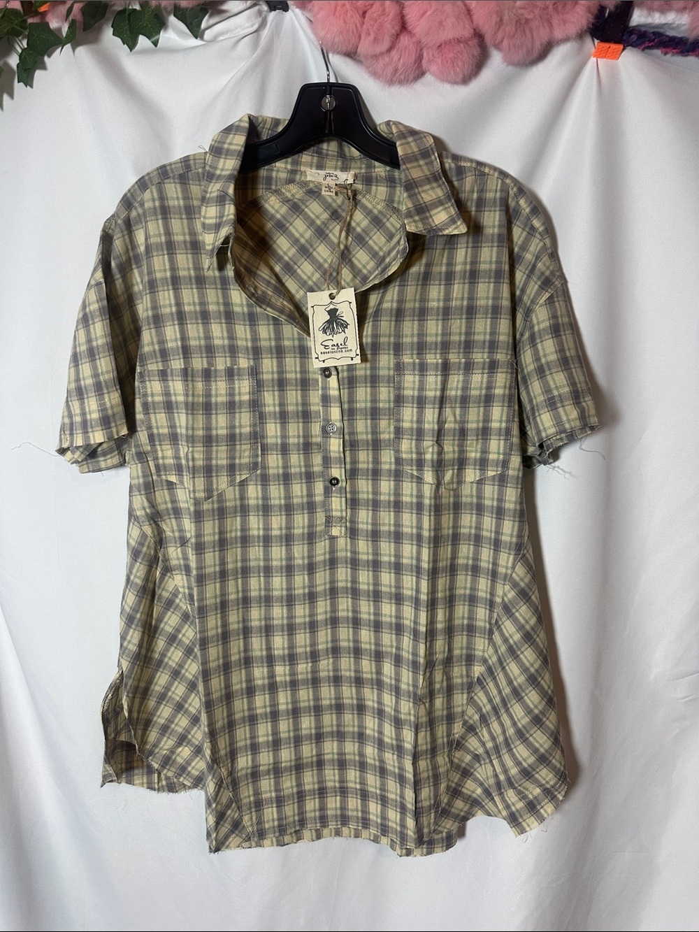 Easel Relaxed Short-Sleeve Plaid Button-Down Shirt in Yellow and Gray